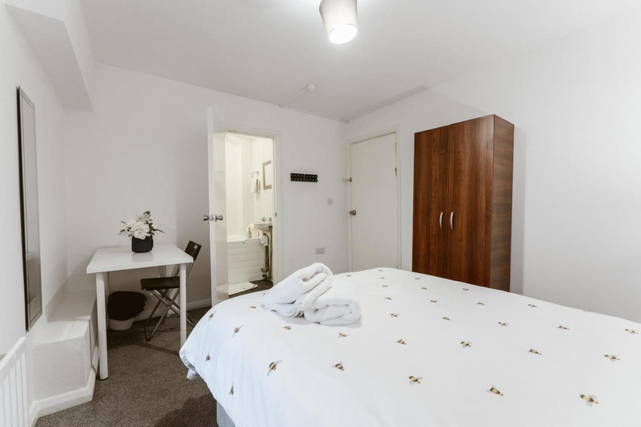 Whitechapel En-Suite Beds To Stay Лондон Экстерьер фото