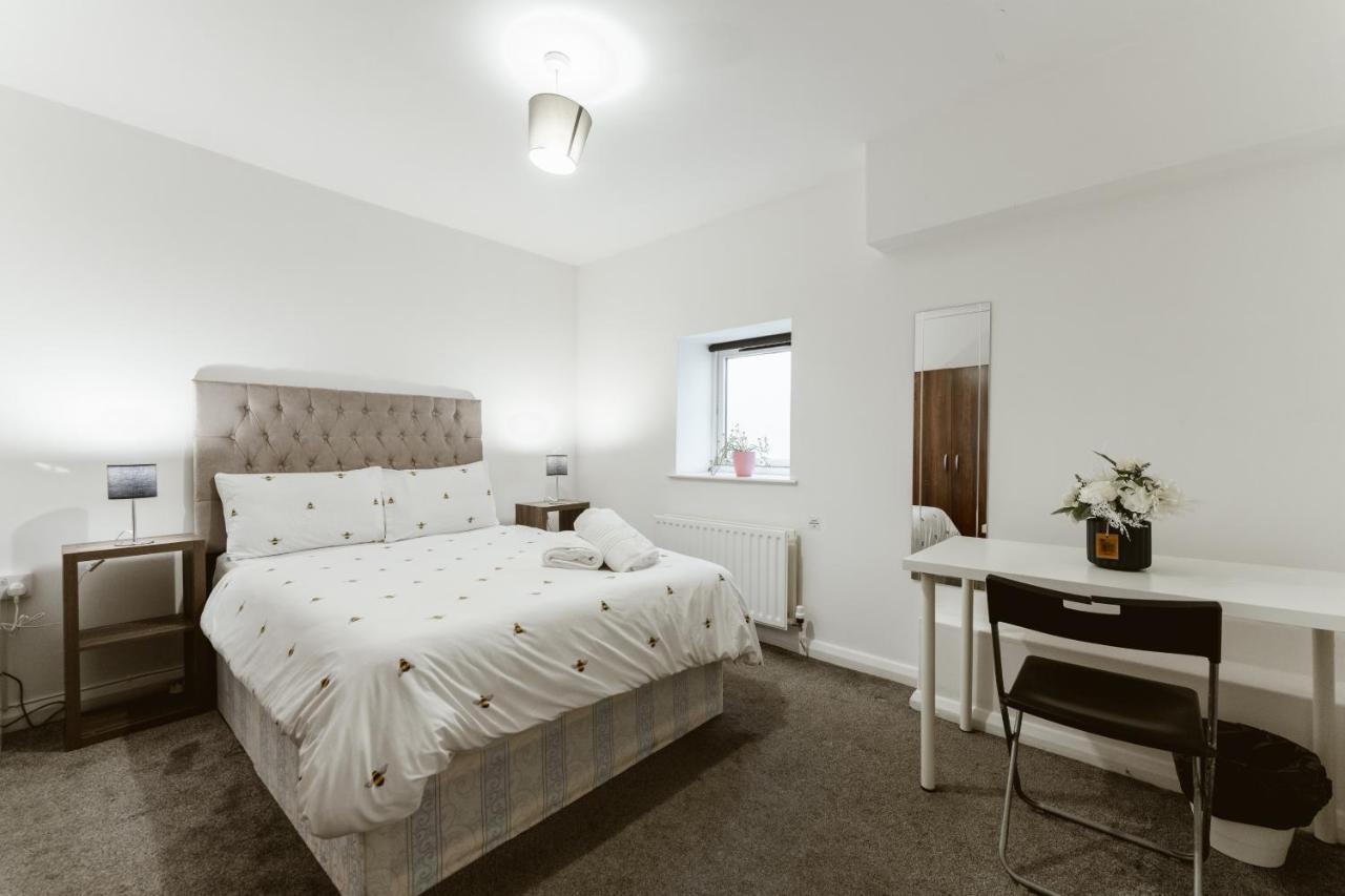 Whitechapel En-Suite Beds To Stay Лондон Экстерьер фото