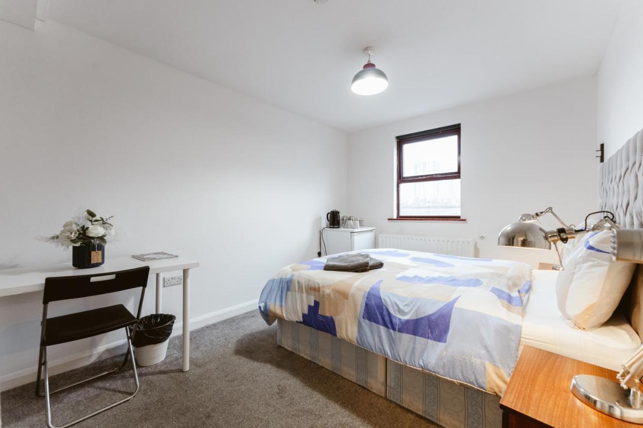 Whitechapel En-Suite Beds To Stay Лондон Экстерьер фото